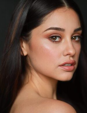 Yvette Monreal